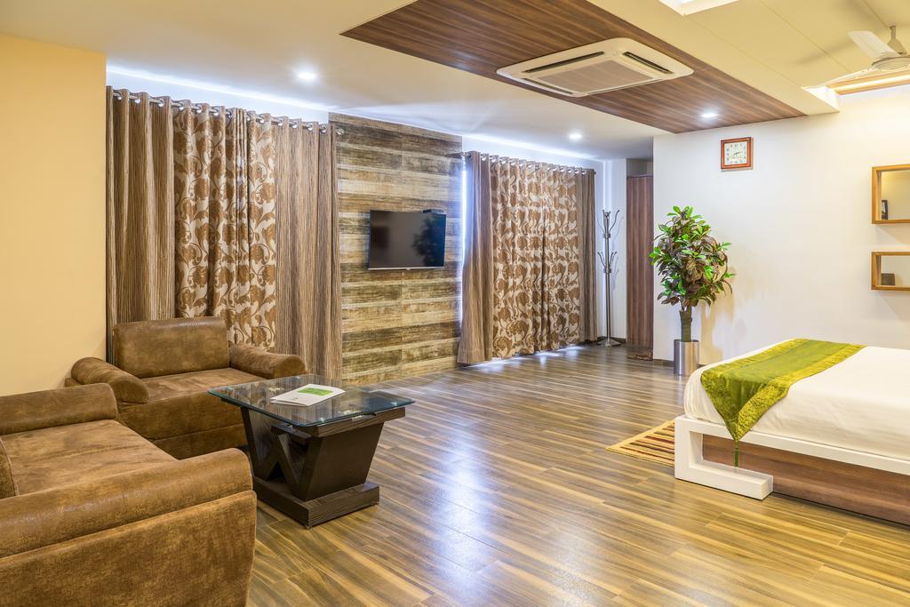 Treebo Unity Hotel Ahmedabad Ngoại thất bức ảnh